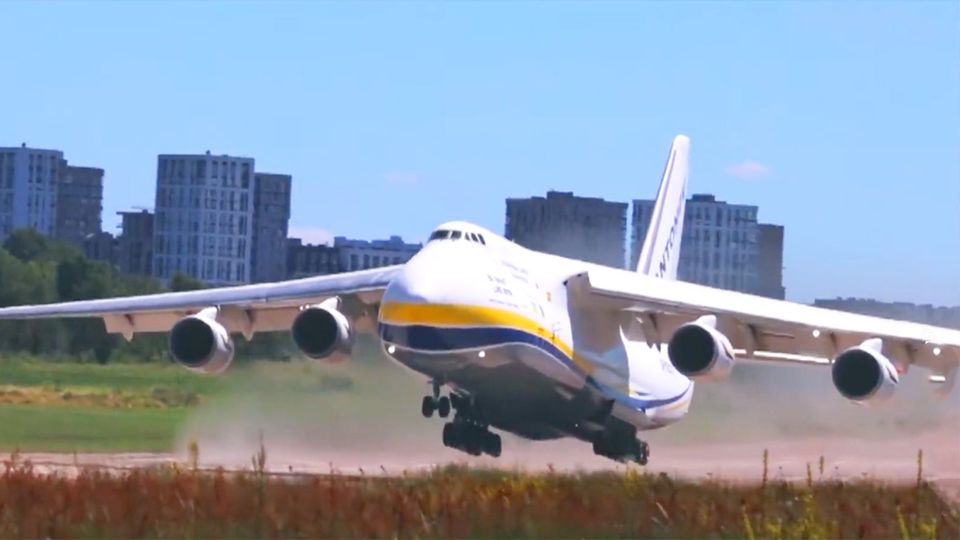Antonow-Geheimflug von Kiew nach Leipzig überrascht Russland An-124 Ruslan