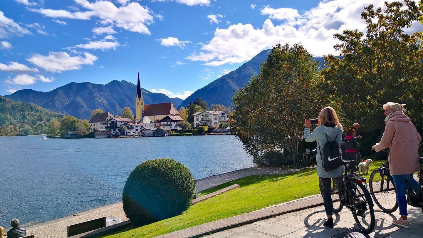 Lability index: real estate in metropolises and barely affordable on the edge of the Alps