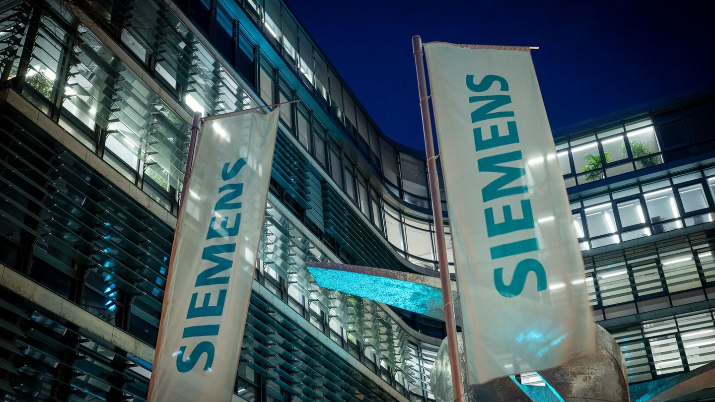 Industry and work: Siemens builds in Eintracht around and from time to time
