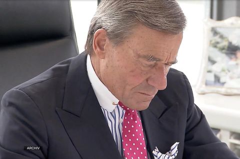 Wolfgang Krupp blickt niedergeschlagen