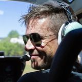 Gleich nach dem Sprung aus der Stratosphäre kündigte Baumgartner an, seine Karriere als Profi-Extremsportler mit sofortiger Wirkung zu beenden. Er wollte danach als Rettungshubschrauberpilot arbeiten