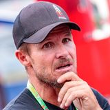 Anschließend wurde es ruhiger um Felix Baumgartner. Er versuchte sich noch als Hubschrauberpilot oder Rennfahrer, der große Durchbruch blieb jedoch aus. Für mehr Wirbel sorgten stattdessen öffentliche Äußerungen während der Migrationskrise ab 2015 und ein Streit mit einer österreichischen Moderatorin, die er beleidigte.   Am 17. Juli 2025 starb Felix Baumgartner im Alter von 56 Jahren bei einem Absturz mit einem Gleitschirm in Italien