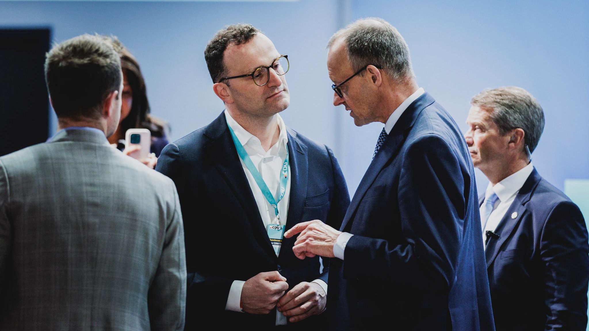 Jens Spahn und Friedrich Merz im Gespräch