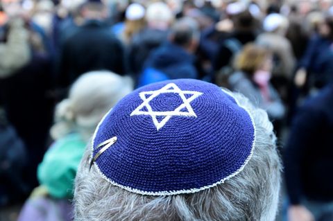 Mann mit Kippa