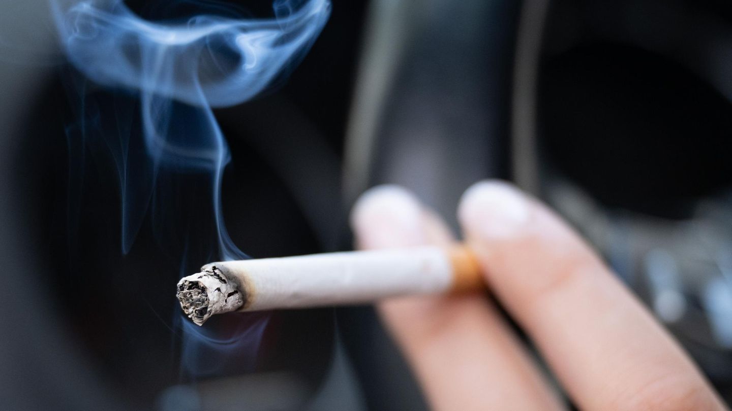 Skail cigarettes soon for 12 euros? EU urges higher prices Skail cigarettes soon for 12 euros? EU urges higher prices