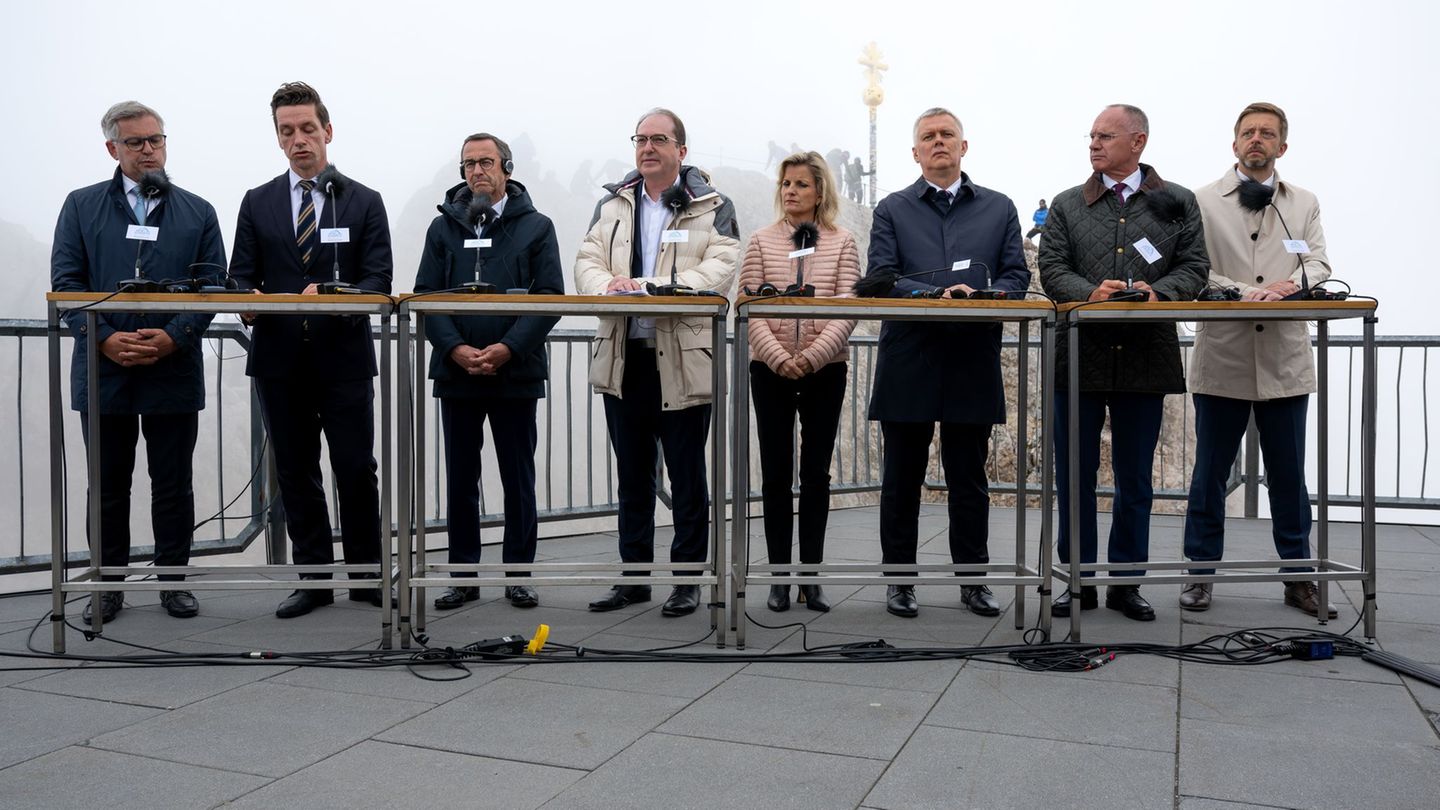 Summit on Zugspitze: Minister are pushing for deportations and harder asylum policy