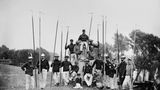 Eine Gruppe "Swan-Uppers" um 1885