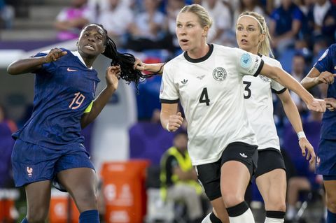 Für dieses Vergehen sah Deutschlands Verteidigerin Kathrin Hendrich die rote Karte