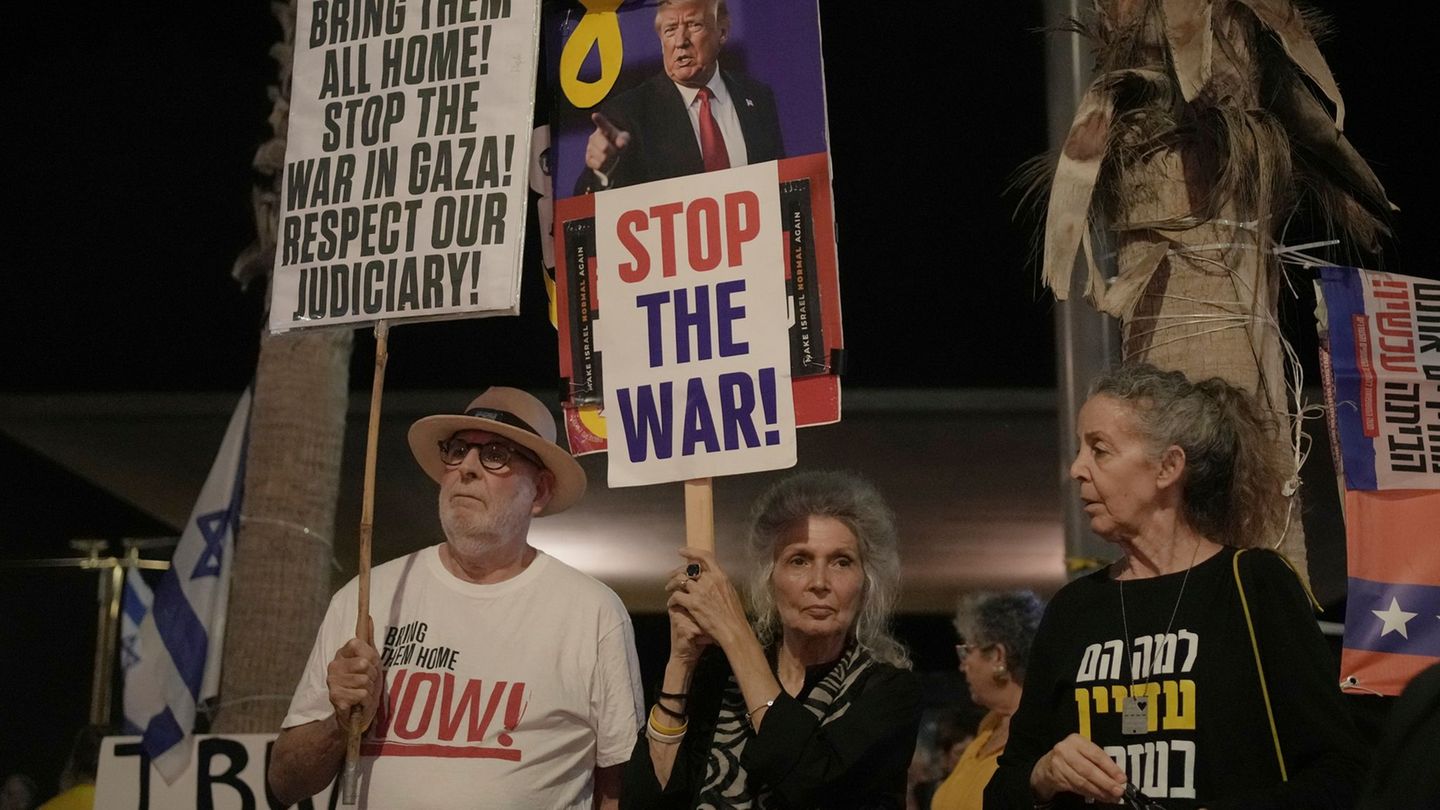 Gaza War: Thousands of Israelis demonstrate for the release of the hostages