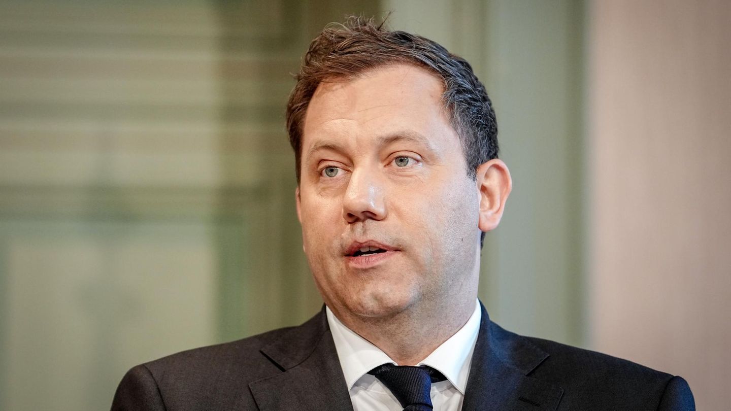 Lars Klingbeil demands new judge’s election from Brosius-Gersdorf
