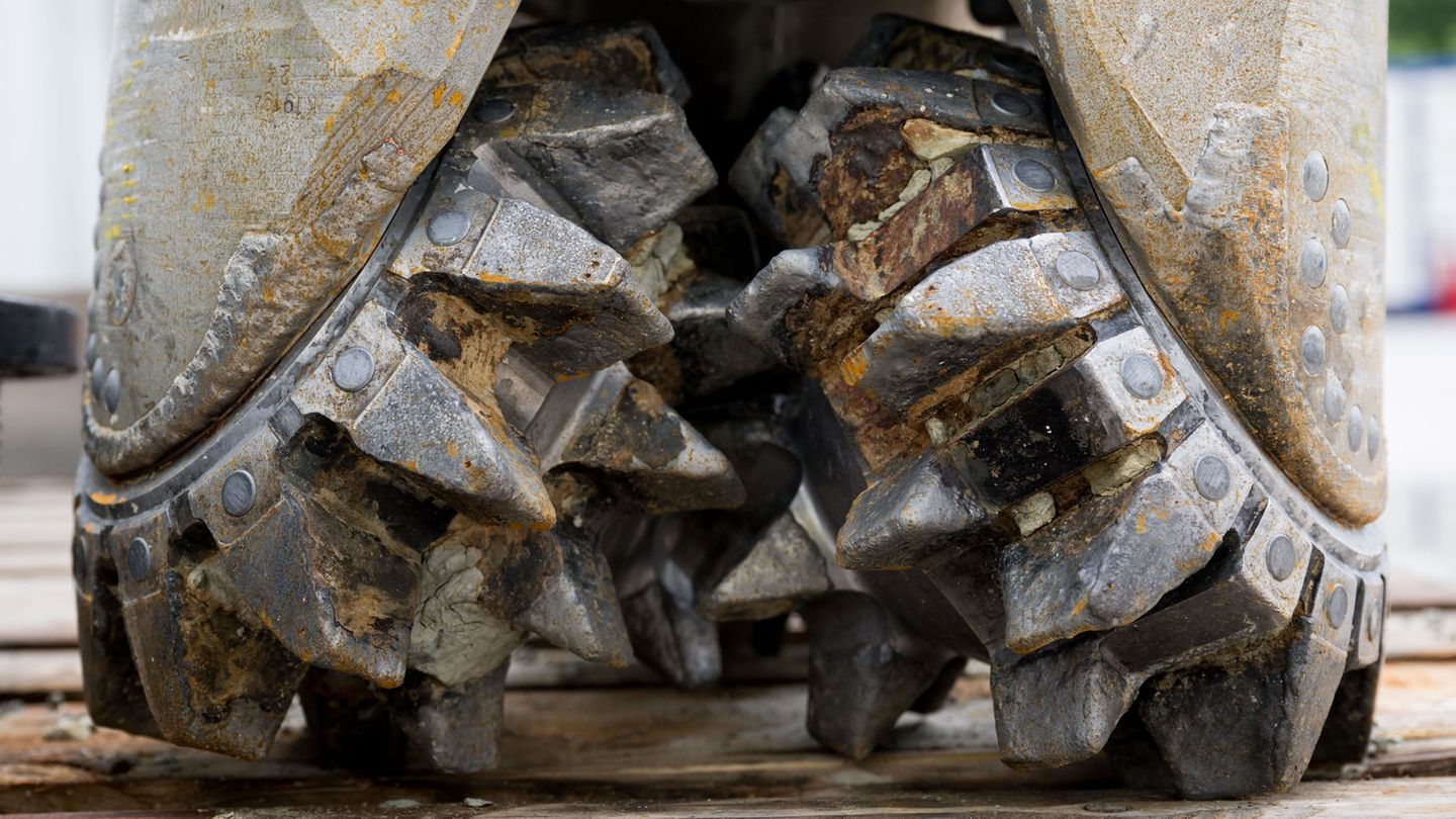 Risk deflection: geothermal energy: drill faster with insurance