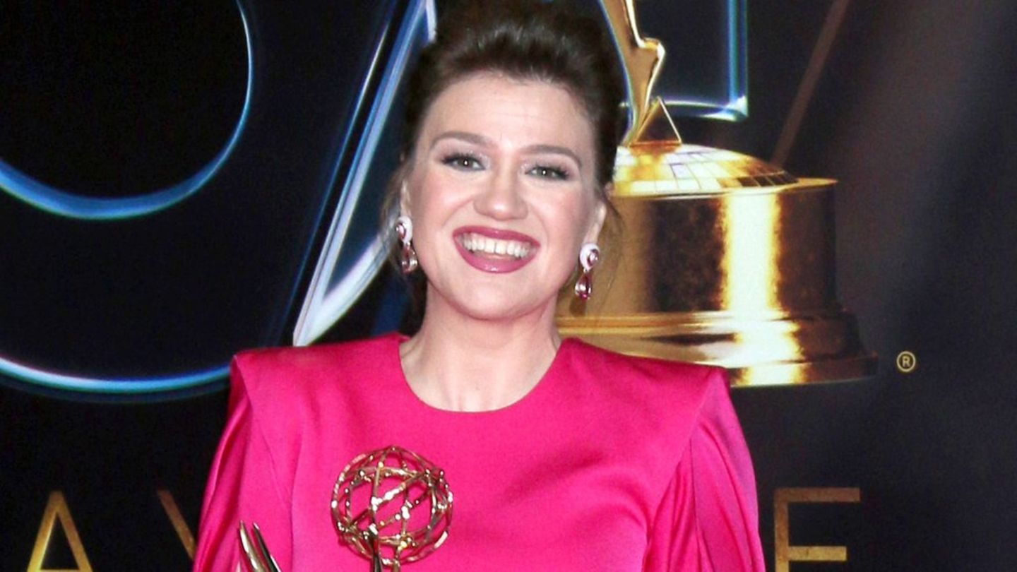 Kelly Clarkson: Sweet duet with her daughter River Rose