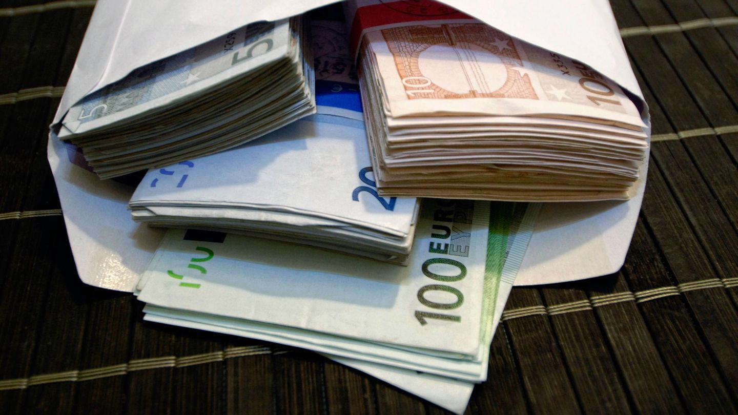 Polizei findet Bargeld 10.000 Euro