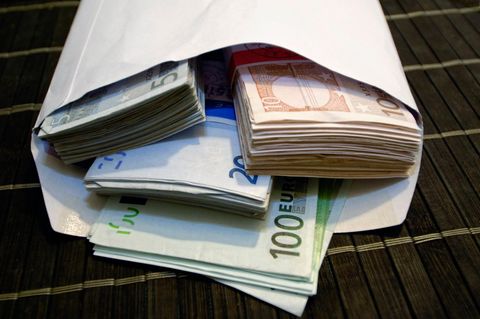 Polizei findet Bargeld 10.000 Euro