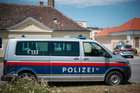 Österreichisches Polizeifahrzeug