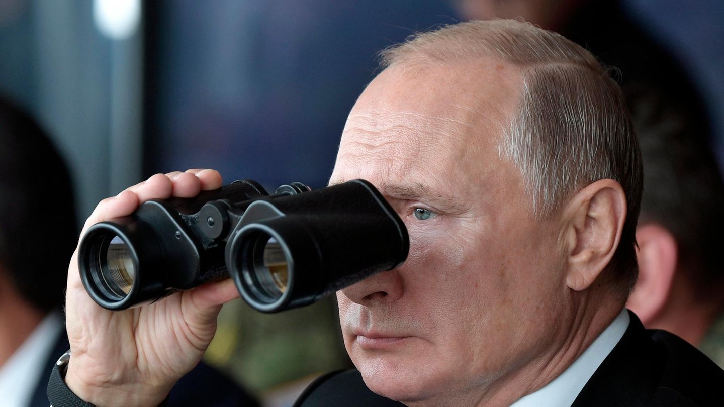 Russia is always spying on Germany brazen and more aggressive