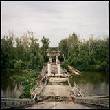 Eine eingefallende Brücke