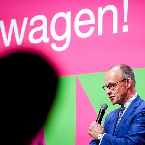 Friedrich Merz bei einer Veranstaltung der deutschen Familienunternehmer