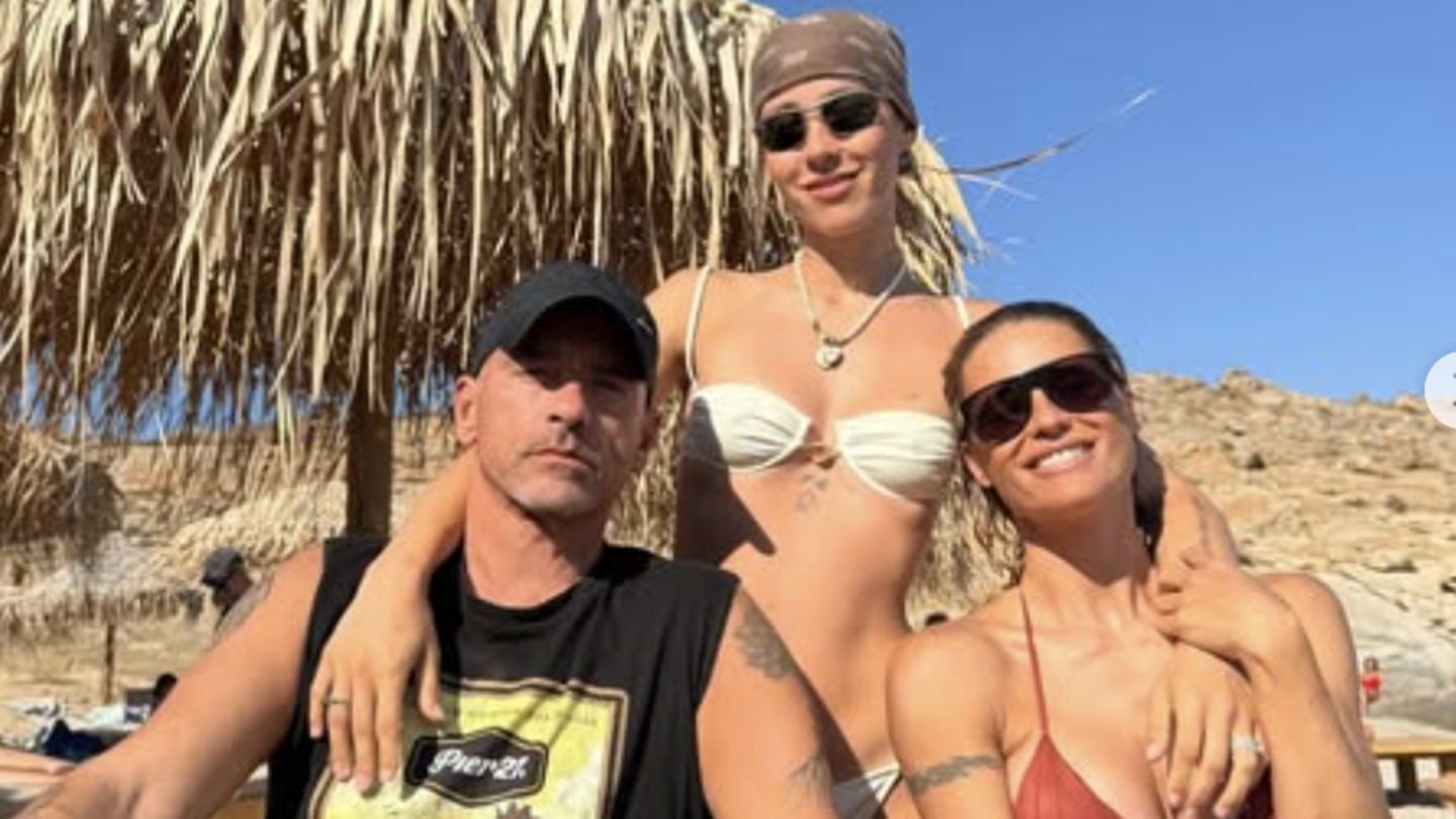 VIP News: Michelle Hunziker vacationed with daughter Aurora and ex Eros Ramazzotti