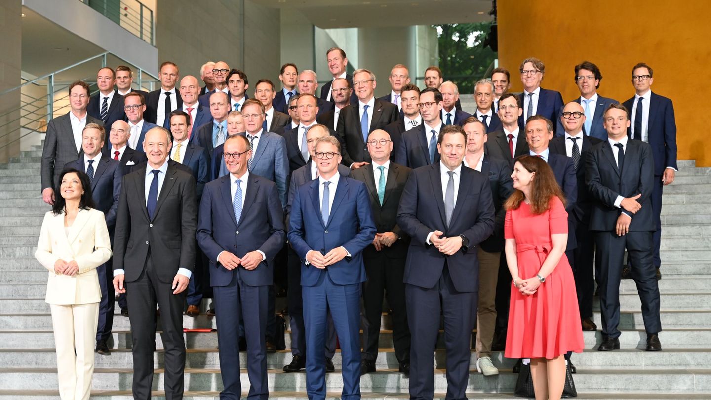 Germany location: “Germany is back” – Merz wants Allianz with economy