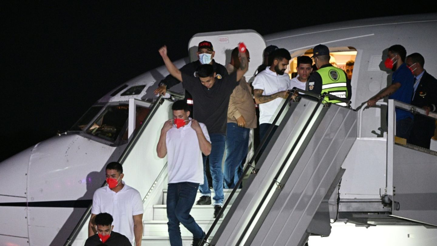 Rückkehrer nach Venezuela infolge des Gefangenenaustauschs