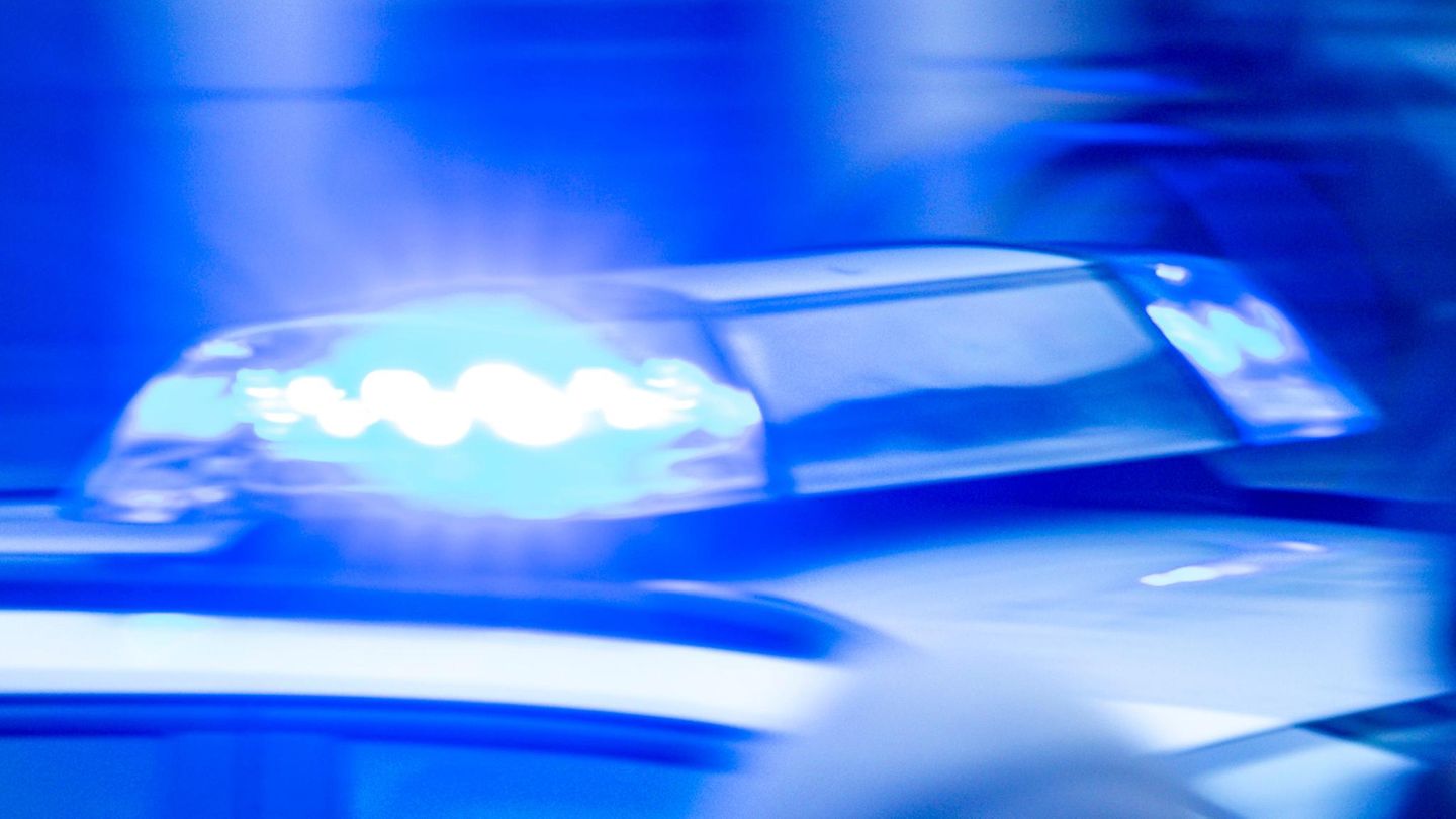 Polizei und Staatsanwaltschaft ermitteln nach einem mutmaßlichen Tötungsdelikt in Zwiesel (Symbolbild)