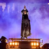 So dürften ihn die meisten kennen: Ozzy Osbourne als Fürst der Finsternis. Hier bei den Commonwealth Games 2022 in Birmingham