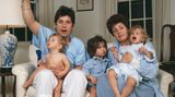 Ozzy Osbourne mit Sharon und den drei gemeinsamen Kindern