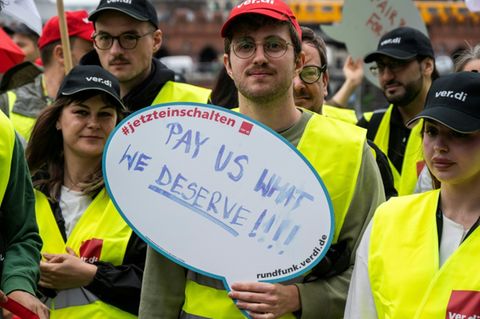 Tiktok-Beschäftigte bei einem Protest am 17. Juli 2025