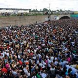 Menschenmenge bei der Loveparade Duisburg 2010