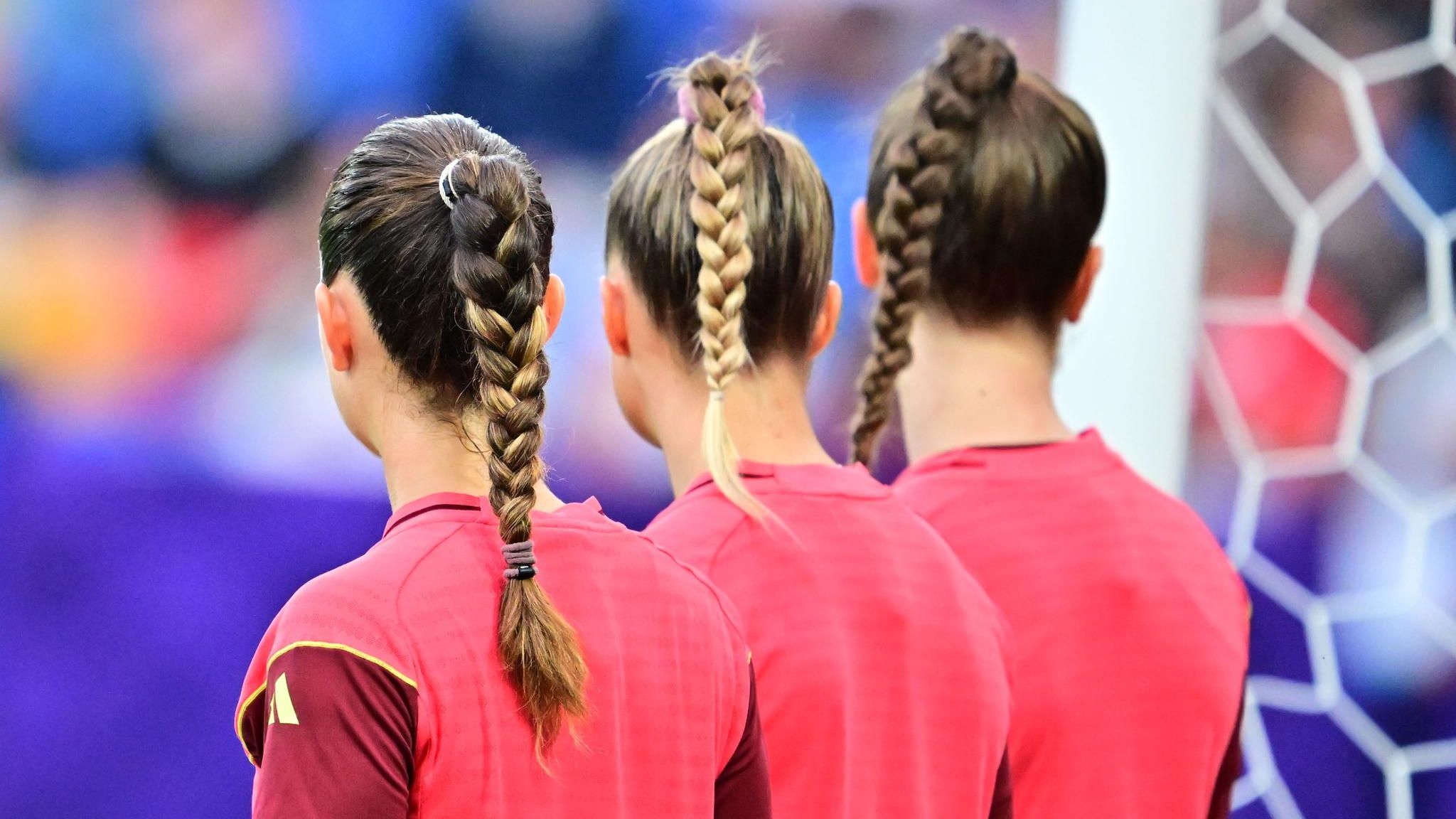 Mustergültig geflochten: Die Frisuren von Deutschlands Sara Däbritz (von links), Selina Cerci und Torhüterin Ena Mahmutovic