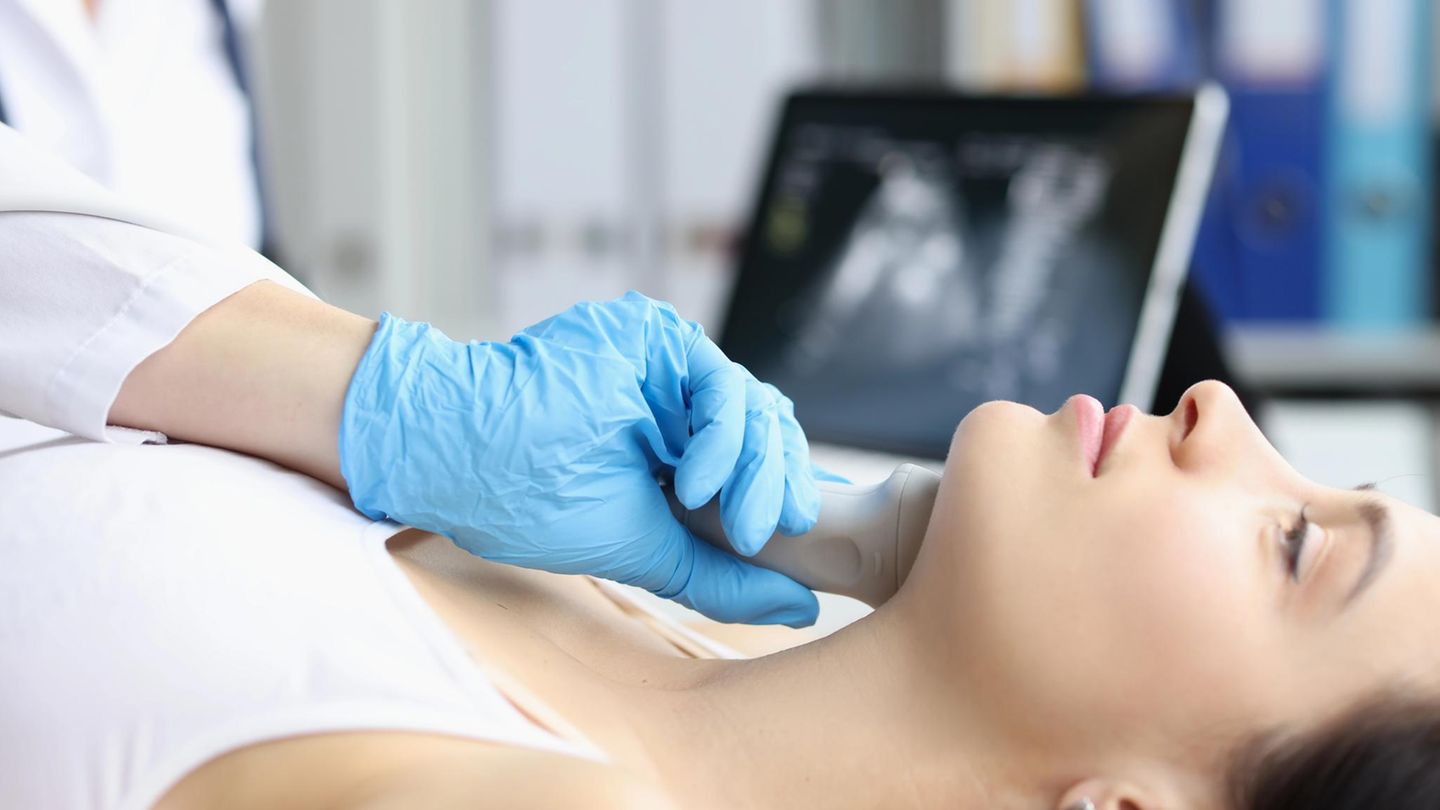 Hier finden Sie empfehlenswerte Kliniken in Ihrer Region im Bereich Schilddrüsenoperationen