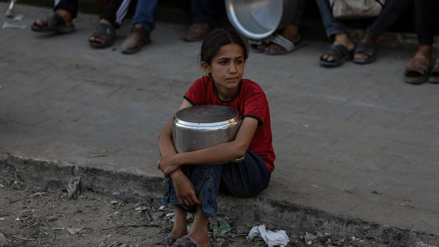 Fame in Gaza: The population is vanish