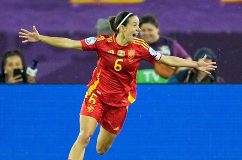 Spaniens Aitana Bonmati jubelt nach dem ersten Tor ihrer Mannschaft