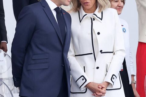 Emmanuel Macron und seine Frau Brigitte bei den Feierlichkeiten zum französischen Nationaltag