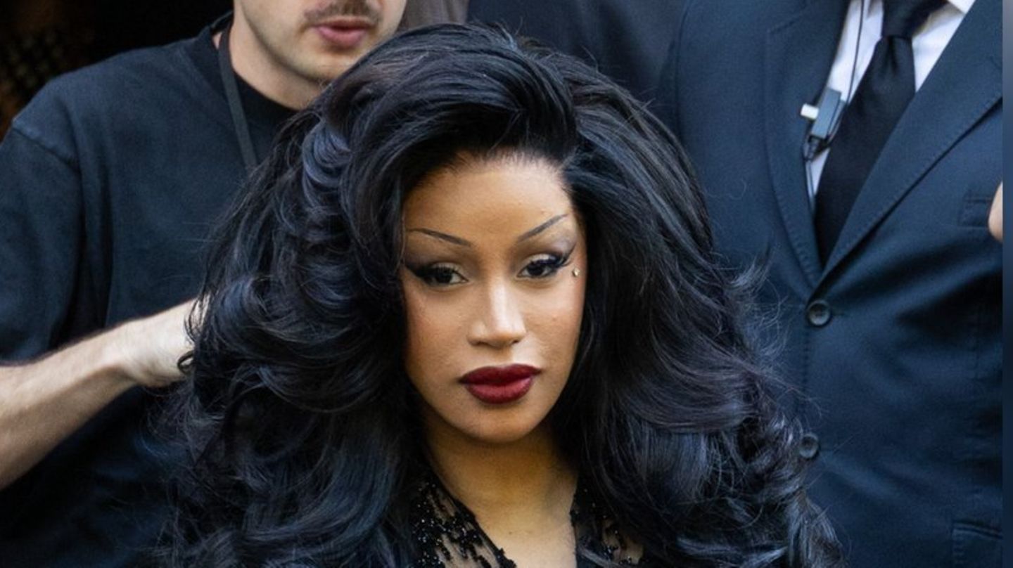 Cardi B: rapper charged with assault