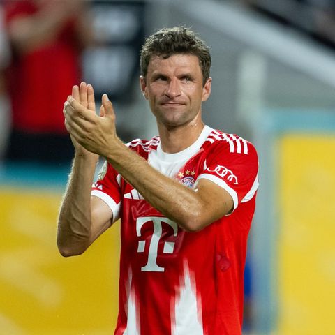 In video, Thomas Müller indicates “About the Great Pond”