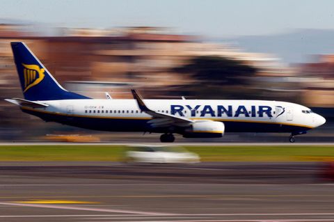 Ein Ryanair Flugzeug, die Fluggesellschaft hat ein Kaffee-Verbot eingeführt