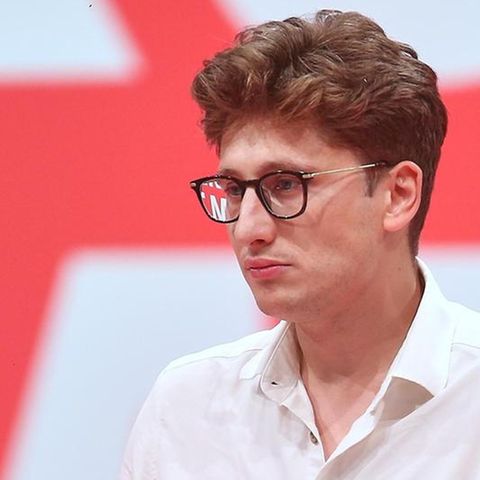 Juso-Chef Philipp Türmer am Rednerpult auf dem SPD-Parteitag