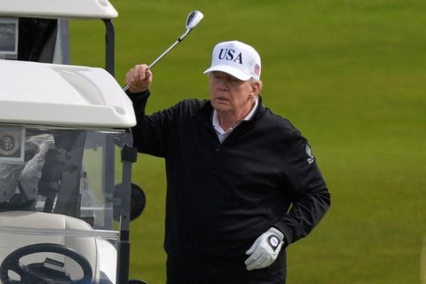 Donald Trump in Schottland: Erstmal golfen gehen
