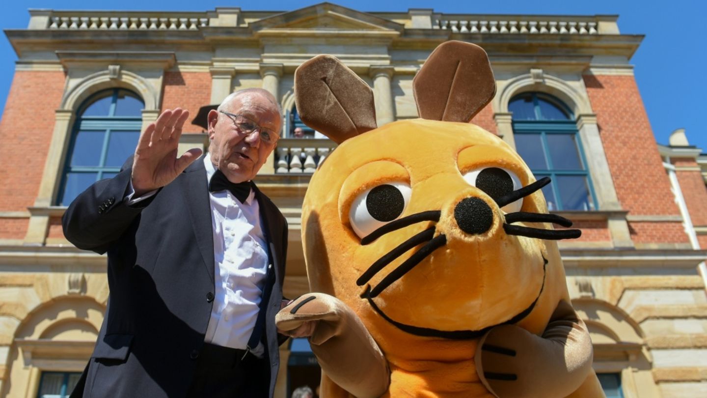 Mit-Erfinder Armin Maiwald und die Maus 2018 in Bayreuth