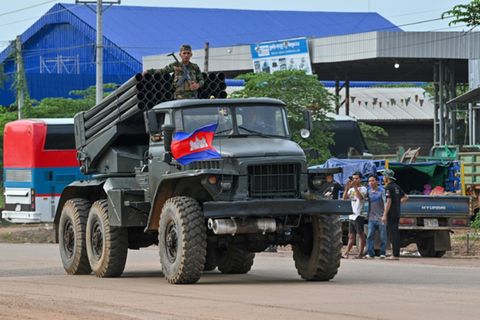 Soldaten nahe der Grenze zwischen Thailand und Kambodscha