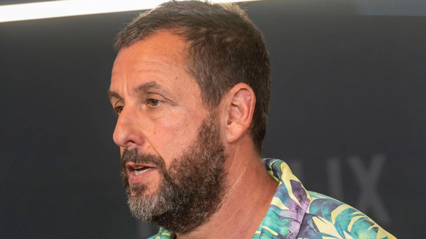 In “Happy Gilmore 2”: Adam Sandler recognizes deceased co-star