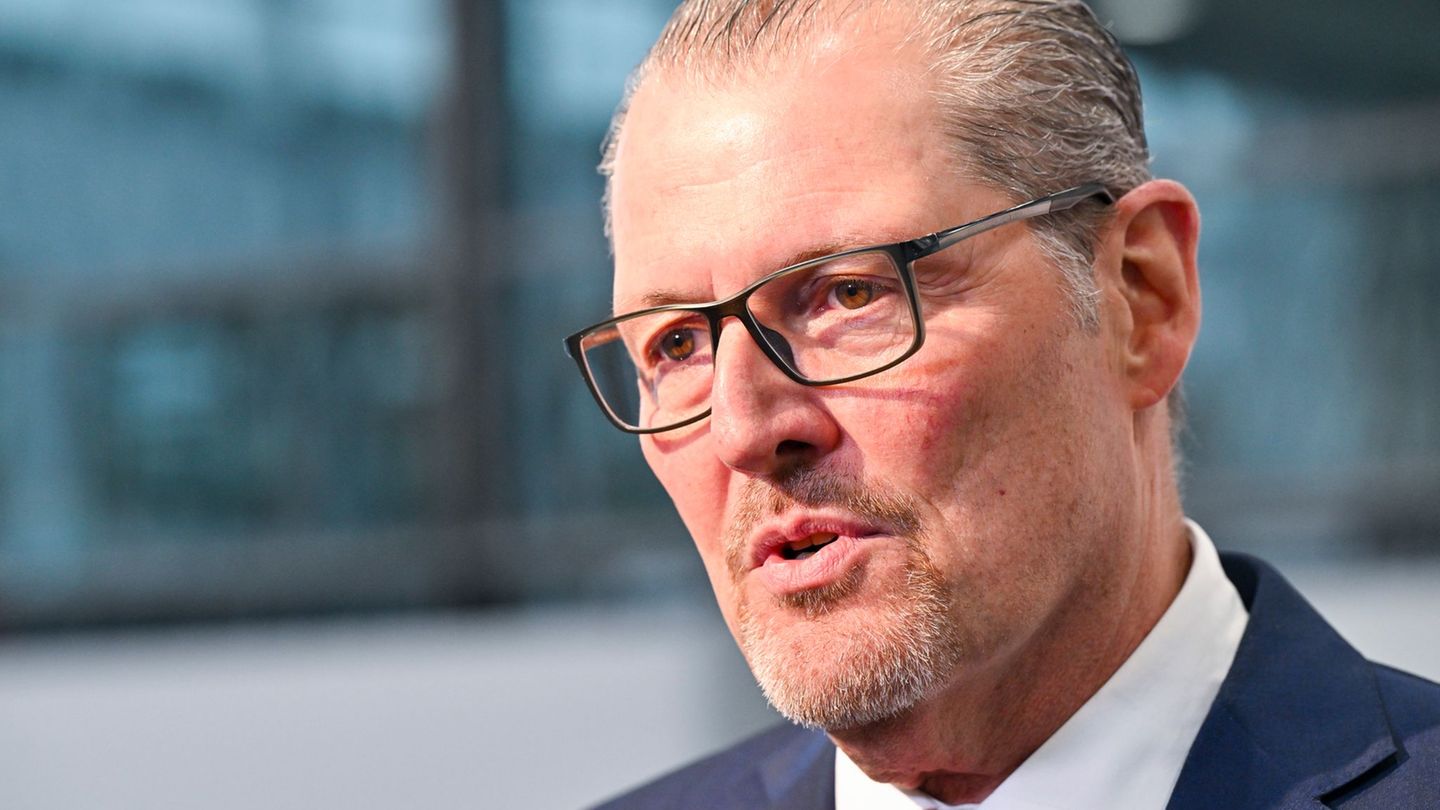 Social expenditure: Employer president warns of collapse of the welfare state
