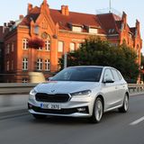 Skoda Fabia  Der Skoda Fabia mit konventionellem Benzinmotor ist eine sehr gute Wahl. Die Preise sind jedoch nicht mehr so günstig wie früher; unter 20.000 Euro ist offiziell kaum etwas zu haben. Beim Händler gibt es jedoch oft günstigere Vorführer oder Aussteller, die den Preis bei vernünftiger Ausstattung auf unter 17.000 Euro drücken. Der ein Liter große Dreizylinder leistet 59 kW / 80 PS und begnügt sich mit etwa fünf Litern Super auf 100 Kilometer