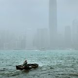 Das Meer vor der Skyline