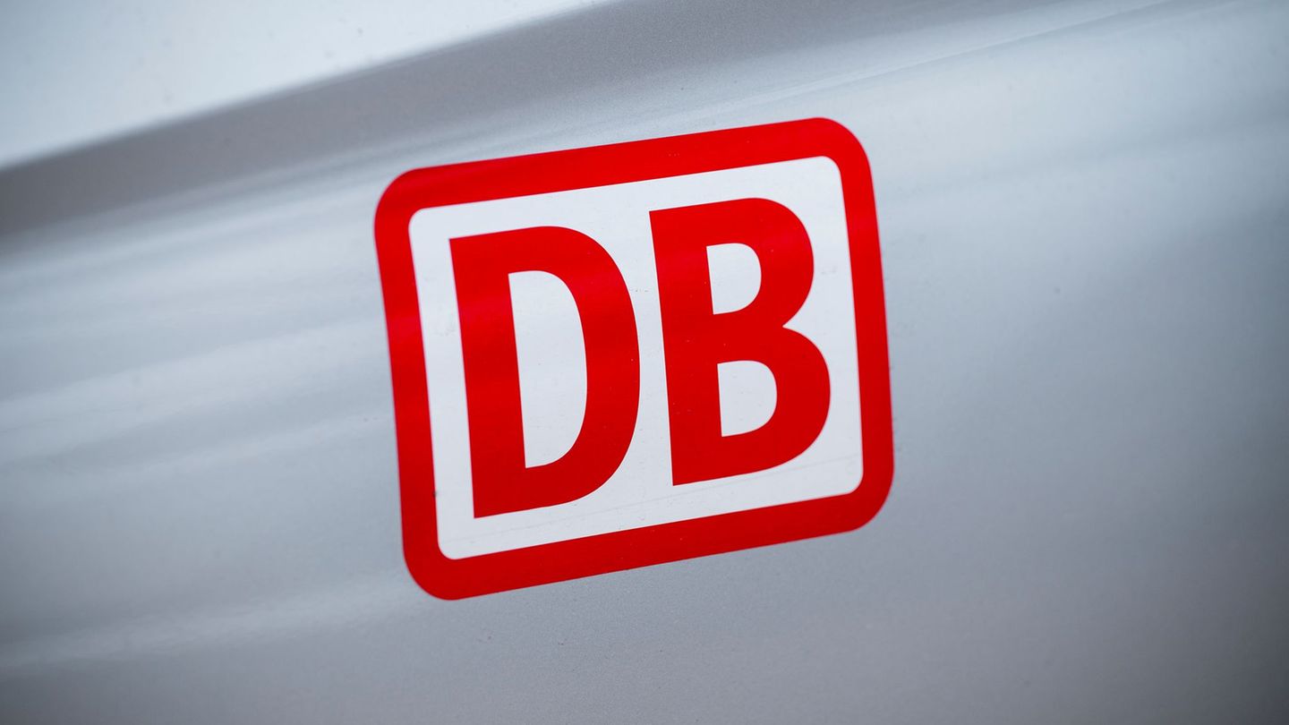Half -year balance: train in the first half of the year with three -digit million loss