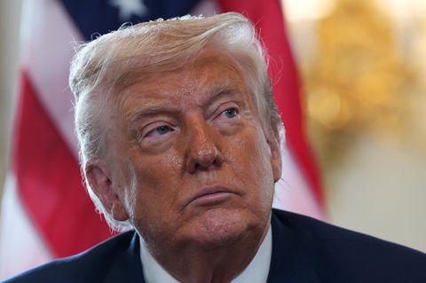 Donald Trump steht wegen der Affäre um Epstein zunehmend unter Druck
