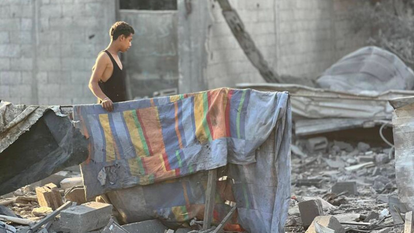 Gaza strip: dozens of deaths in Israeli attacks