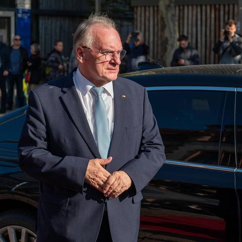 Reiner Haseloff in front of his duty